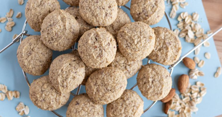 Vanilla Oatmeal Breakfast Cookies